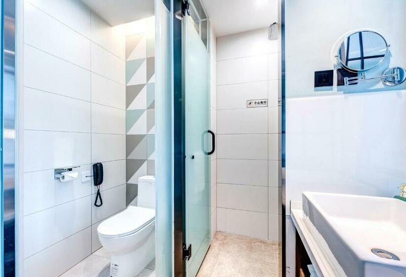 Camera Standard, Happy Dragon City Culture Hotel Tianjin Draum Tower & Dayuecheng Shopping Mall