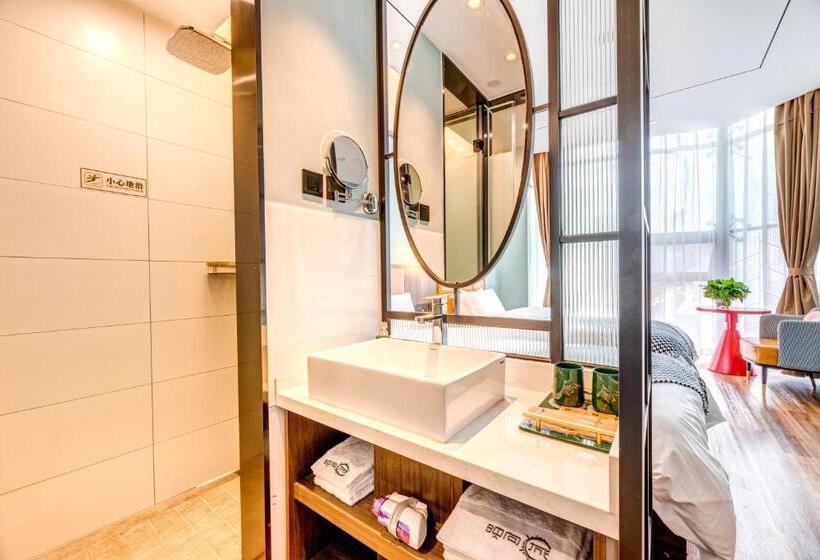 Camera Standard, Happy Dragon City Culture Hotel Tianjin Draum Tower & Dayuecheng Shopping Mall