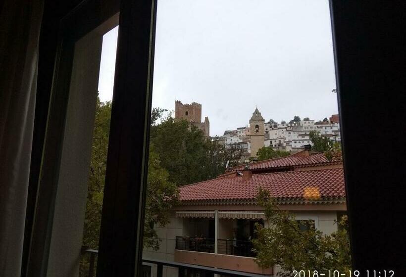 スタンダードルーム, Hostal Alcalá Del Jucar