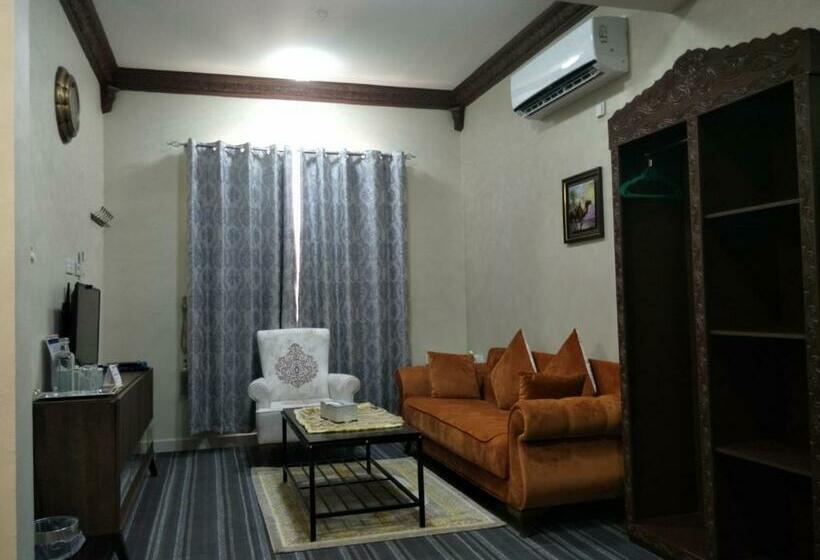 آپارتمان 1 خوابه با چشمانداز دریا, Sur Bandar Al Ayjah Hotel Apartments