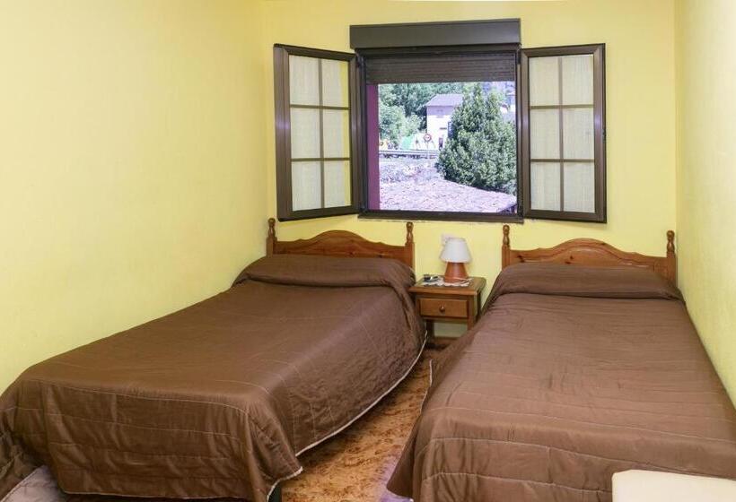 스탠다드 룸, Pensión Casa Cesáreo