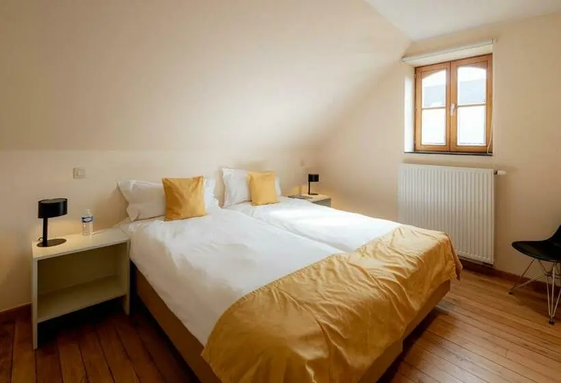 استودیوی استاندارد, Hostellerie De Biek