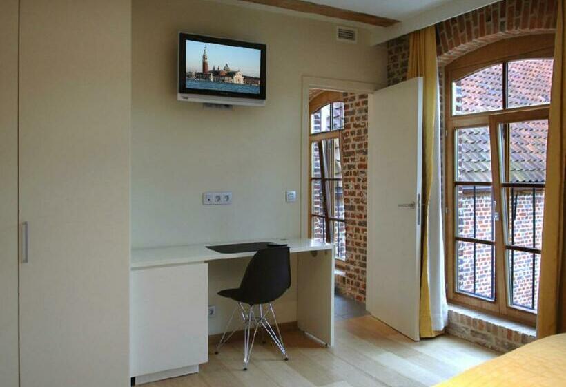 스탠다드 룸, Hostellerie De Biek