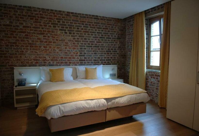 Номер Стандарт, Hostellerie De Biek