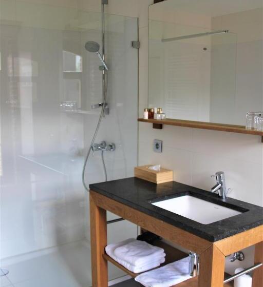 스탠다드 룸, Hostellerie De Biek