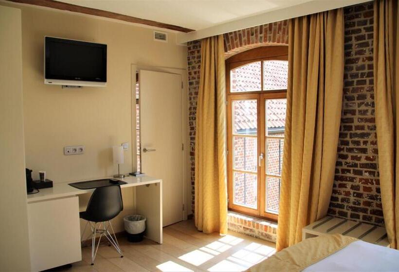 스탠다드 룸, Hostellerie De Biek