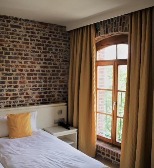 Номер Стандарт, Hostellerie De Biek