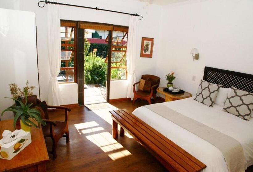 اتاق استاندارد, House On Westcliff