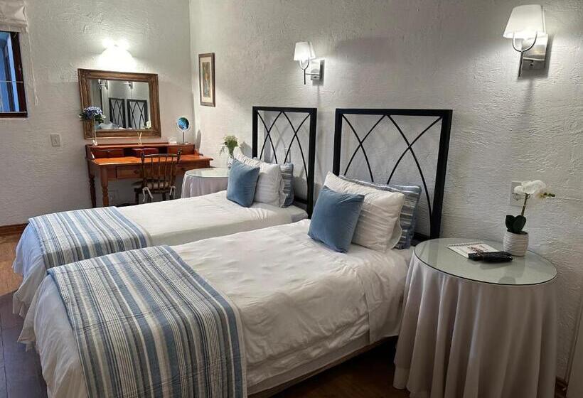 اتاق استاندارد با تخت بزرگ, House On Westcliff