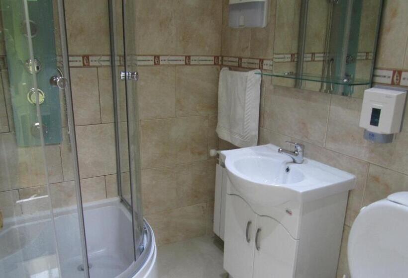 バス共有のスタンダードルーム, Patagonia Swiss House