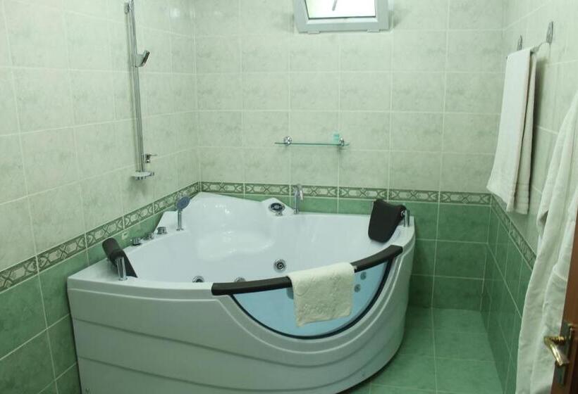 سوییت, Atlas B&b Hotel