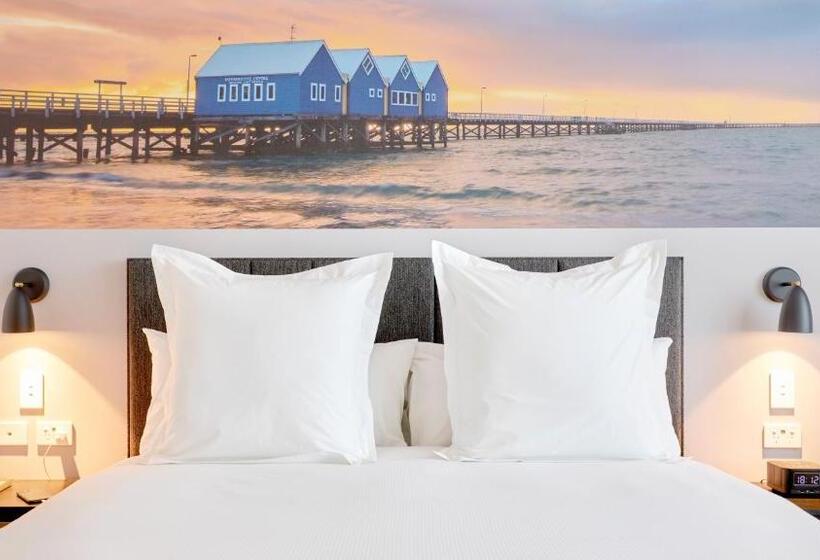 キングサイズベッドのスタンダードルーム, Novotel Perth Murray Street