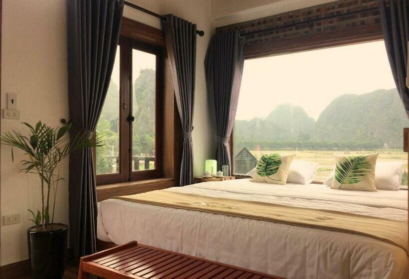 سوییت با چشم‌انداز کوه, Tam Coc Marina Villa