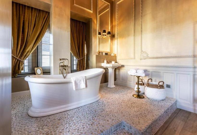 Люкс Повышенной Комфортности, Castelsuites