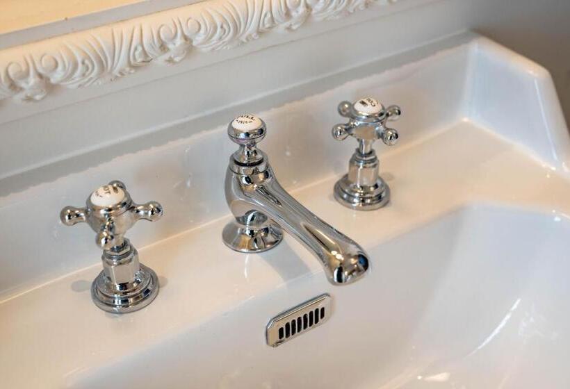 Номер Deluxe, Castelsuites