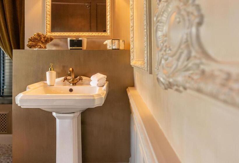 Люкс Повышенной Комфортности, Castelsuites