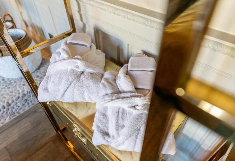 Люкс Повышенной Комфортности, Castelsuites