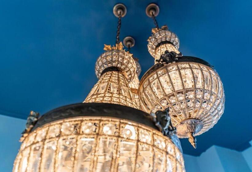 Президентский Люкс, Castelsuites