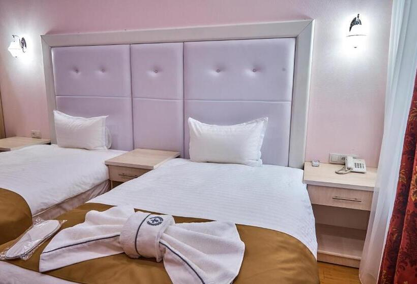 اتاق استاندارد, Queens