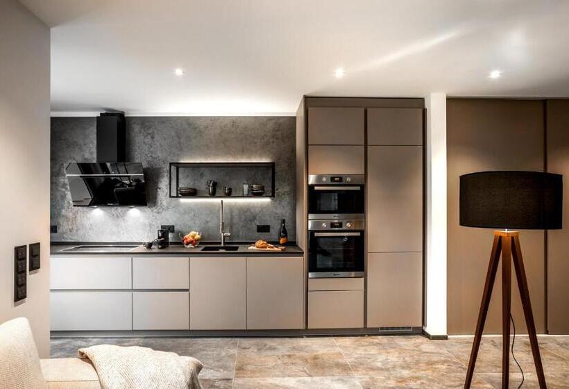 شقة دور أخير غرفة نوم واحدة, Primera Apartments