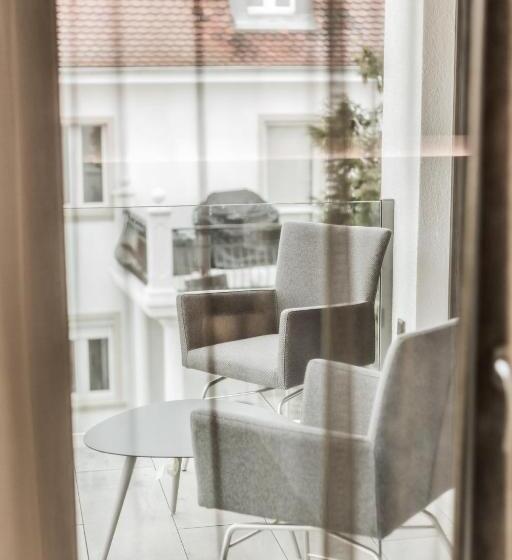 شقة غرفة واحدة, Primera Apartments