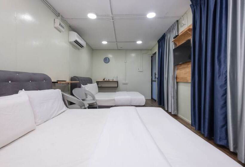 Family Suite, Oyo 89873 Nurbayu Chalet