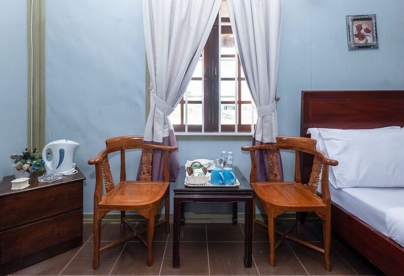 Deluxe Room, Oyo 89873 Nurbayu Chalet