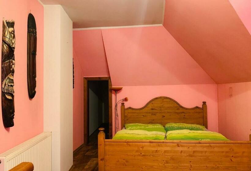 四人豪华间, Penzion Na Růžku