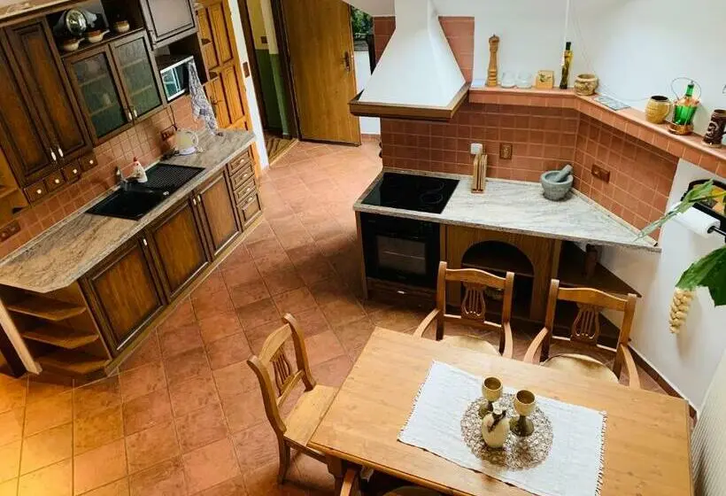 デラックスの４人部屋, Penzion Na Růžku