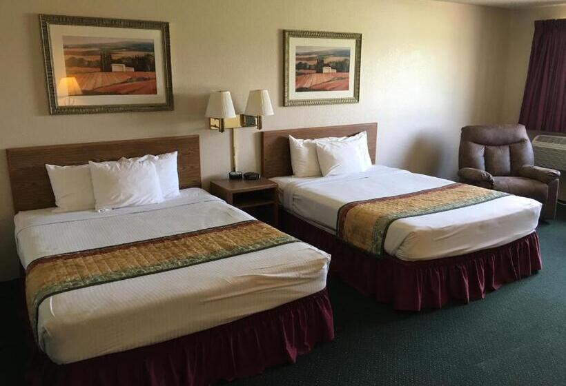 סוויטה משפחתית, Cassville Four Seasons Inn & Suites