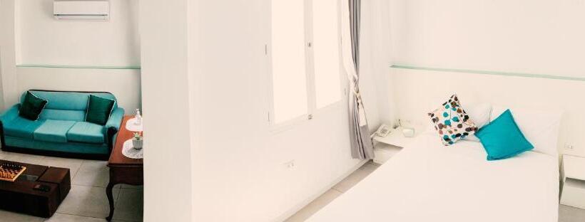 سوییت اجرایی, Casa Patrones