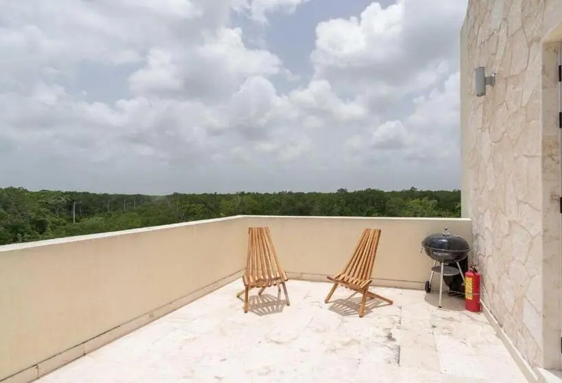 1 Bedroom Penthouse Apartment, Valhalla Residences By Biwa