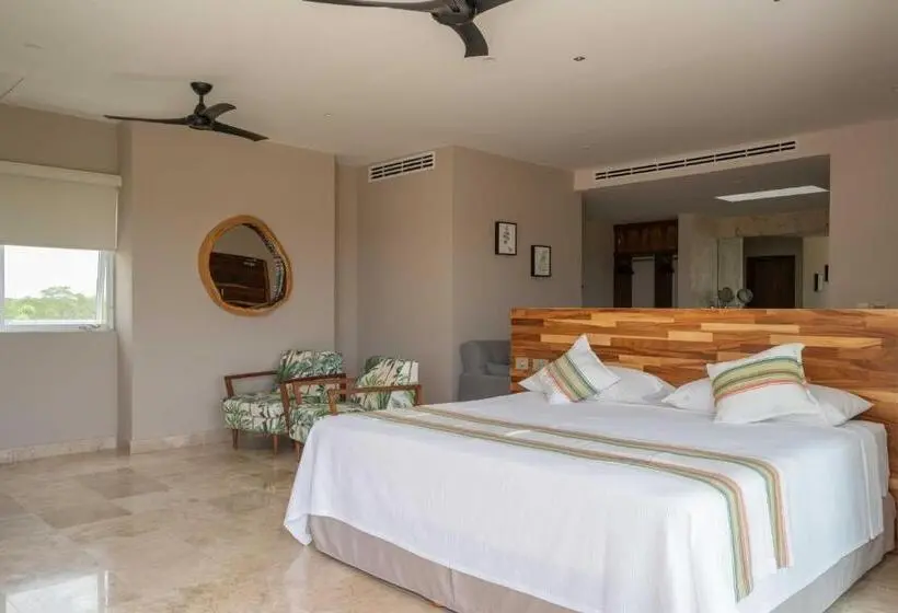1 Bedroom Penthouse Apartment, Valhalla Residences By Biwa