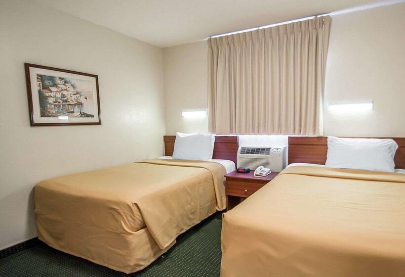 带2个双人床的标准工作室, Suburban Studios Melbourne Airport