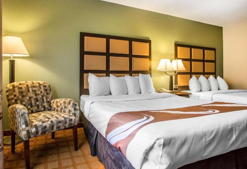 Номер Стандарт, Quality Inn & Suites Marinette