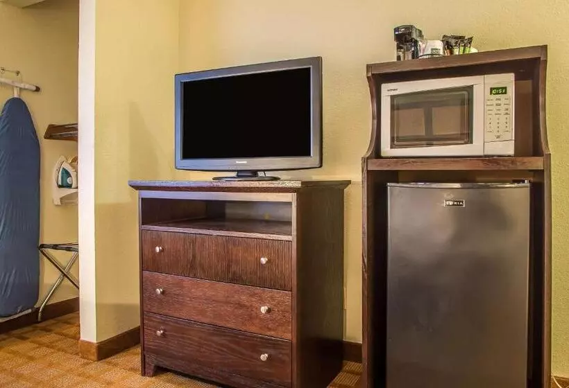 身障者適用スタンダードルーム, Quality Inn & Suites Marinette