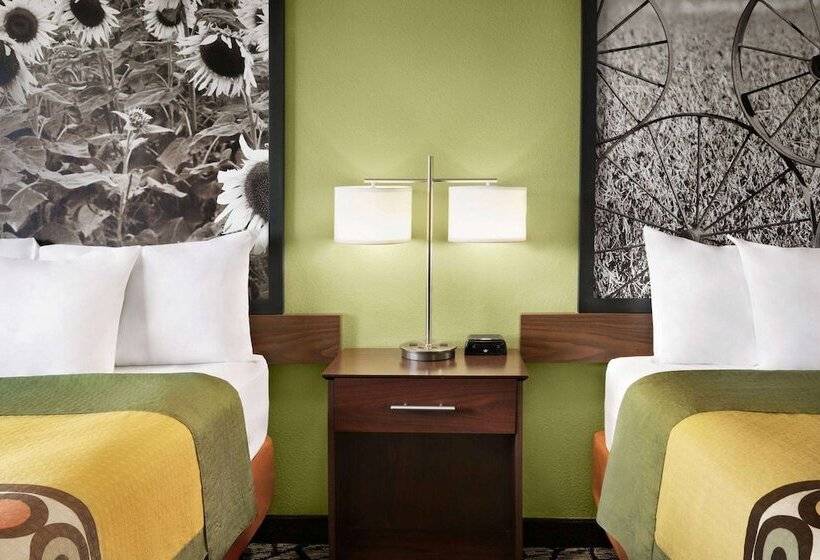 スイート, Super 8 By Wyndham Ankeny/des Moines Area