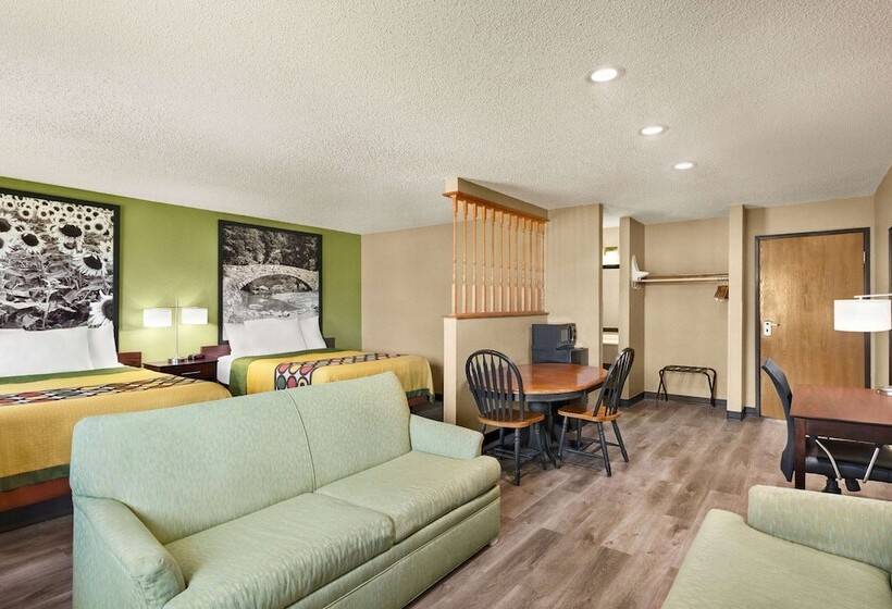 套房, Super 8 By Wyndham Ankeny/des Moines Area
