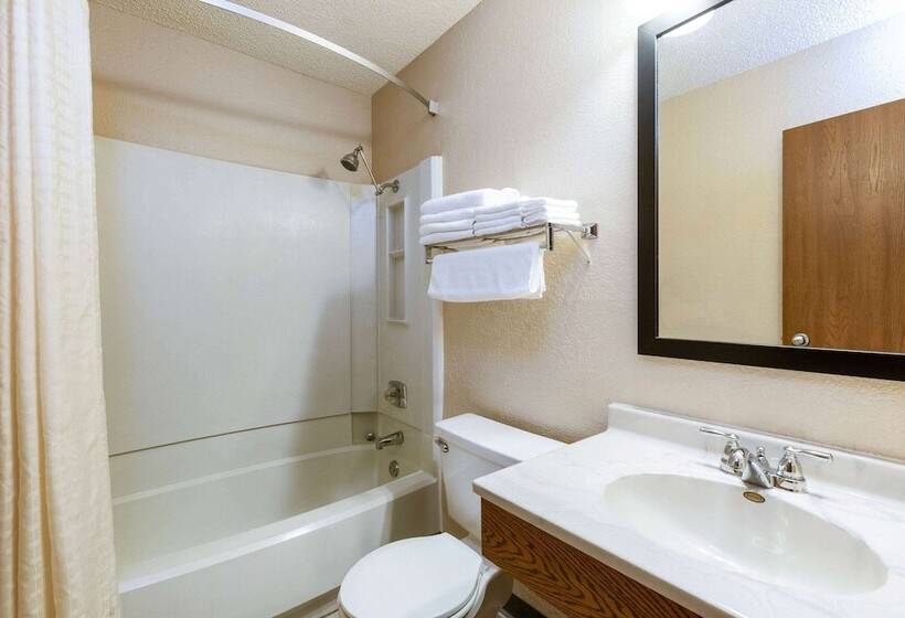 غرفه قياسيه سريرين مزدوجين, Super 8 By Wyndham Bemidji Mn