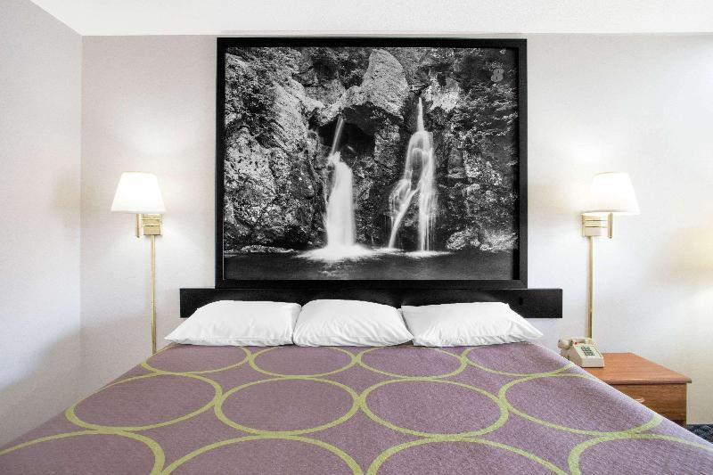 Стандартный Номер Кровать Кинг, Super 8 By Wyndham Christiansburg