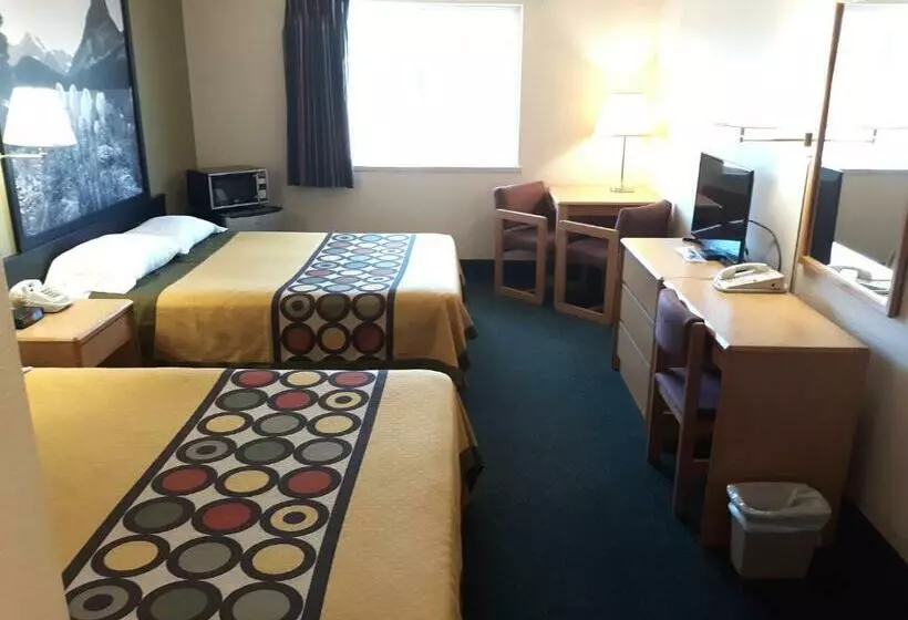 Deluxe-huone, Super 8 By Wyndham Hamilton