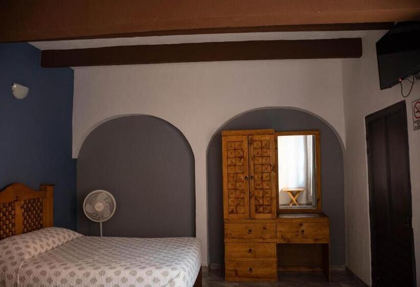 스탠다드 룸 더블 침대 2개, El Patio