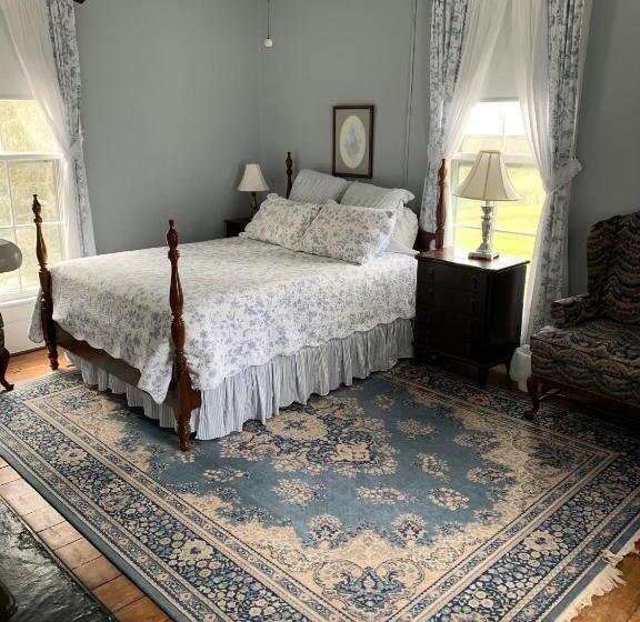 스탠다드 룸, The Inn At Key Falls Estate