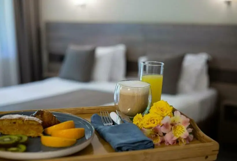 اتاق استاندارد با بالکن, Dilijazz Hotel & Restaurant