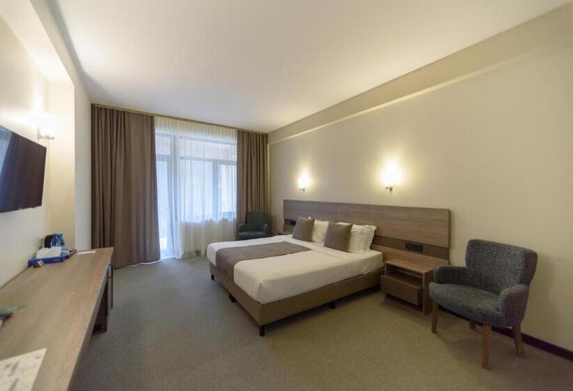 Номер Deluxe Вид на Горы, Dilijazz Hotel & Restaurant