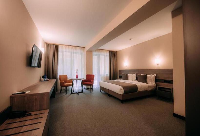 Номер Deluxe, Dilijazz Hotel & Restaurant