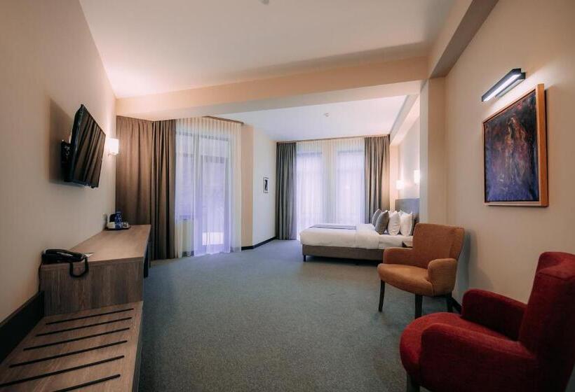 Номер Deluxe, Dilijazz Hotel & Restaurant