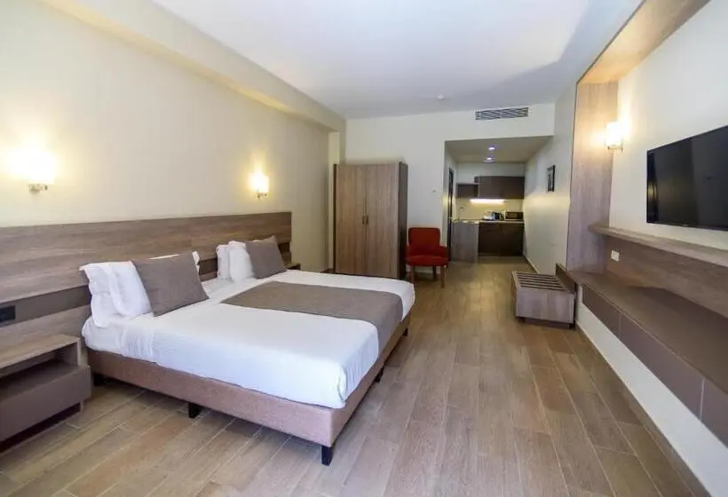 استودیو استاندارد با تراس, Dilijazz Hotel & Restaurant