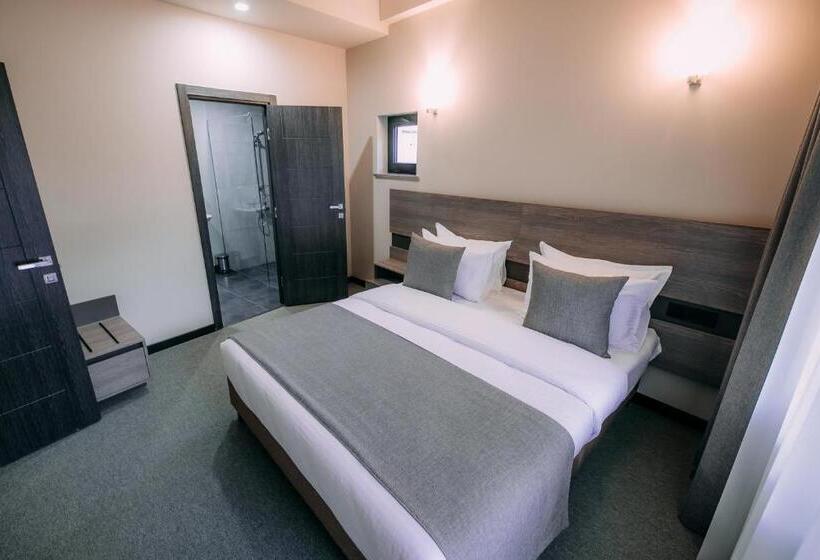 Семейный Номер, Dilijazz Hotel & Restaurant