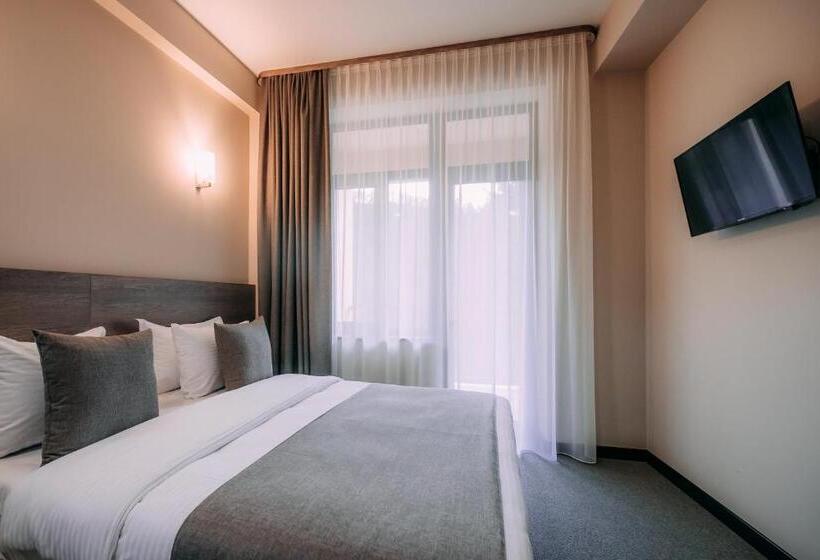 Семейный Номер, Dilijazz Hotel & Restaurant